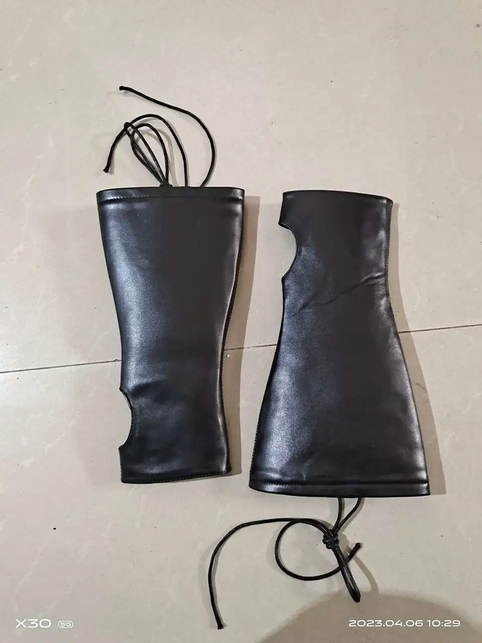 Pu Lederen Bracer Vingerloze Handschoenen Veters Manchetten Middeleeuws Pantser Punk Handschoen Boogschutter Kostuum Polsarm Accessoire Voor Mannen Vrouwen