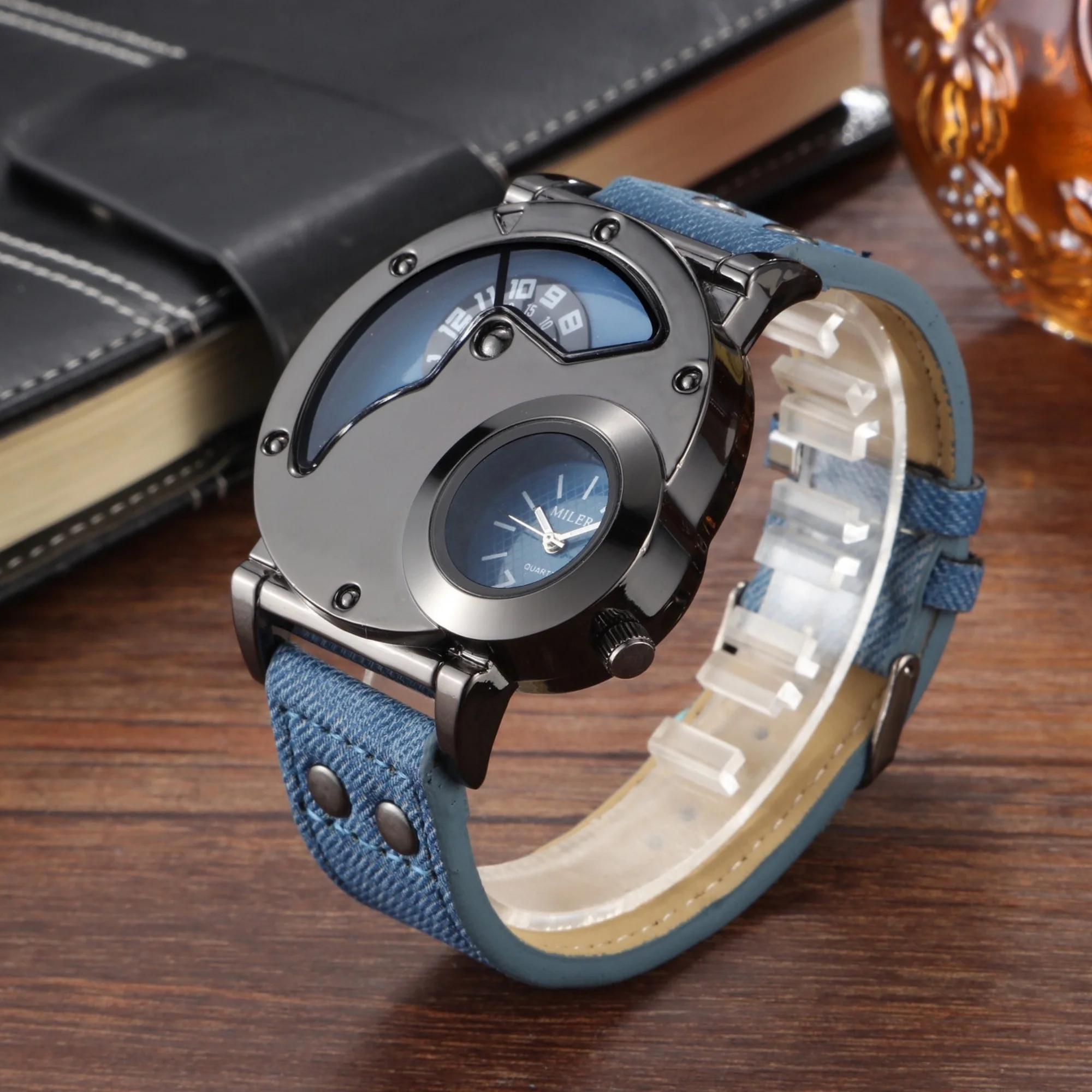

Mens Quartz Watch Unique Dual Time Zone Dial Alloy Case Canvas Leather Strap Large Dial Vintage Punk Fashion Wristwatch Gift f