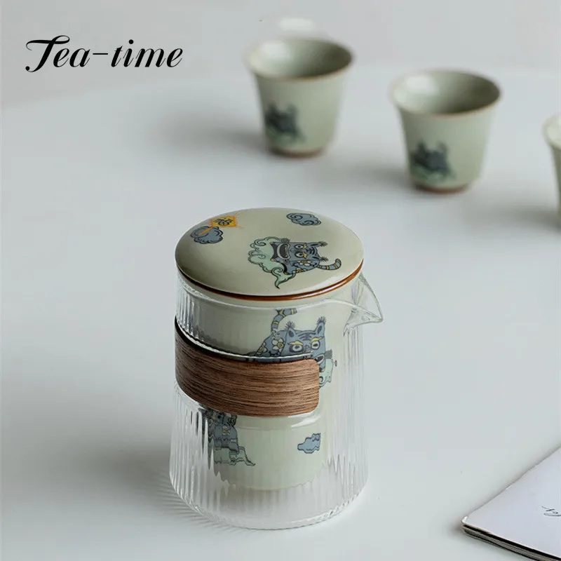 Cute Tiger Travel Tea Set Anti-scalding Glass Pot Ceramic Portable Outdoor Teaset 1 Pot 3 Cups Tea Making Set Tea Ceremony Gift