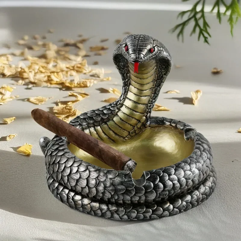 Resin Cobra Ashtray Ornament Home Simulation Animal Serpentine Ashtray Desktop Decoration