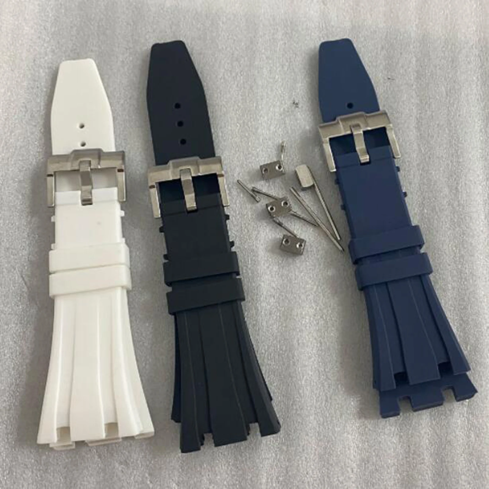 

26mm Silicone Strap Watch Band with Stainless Steel Buckle Universal Watch Accessories Wristband