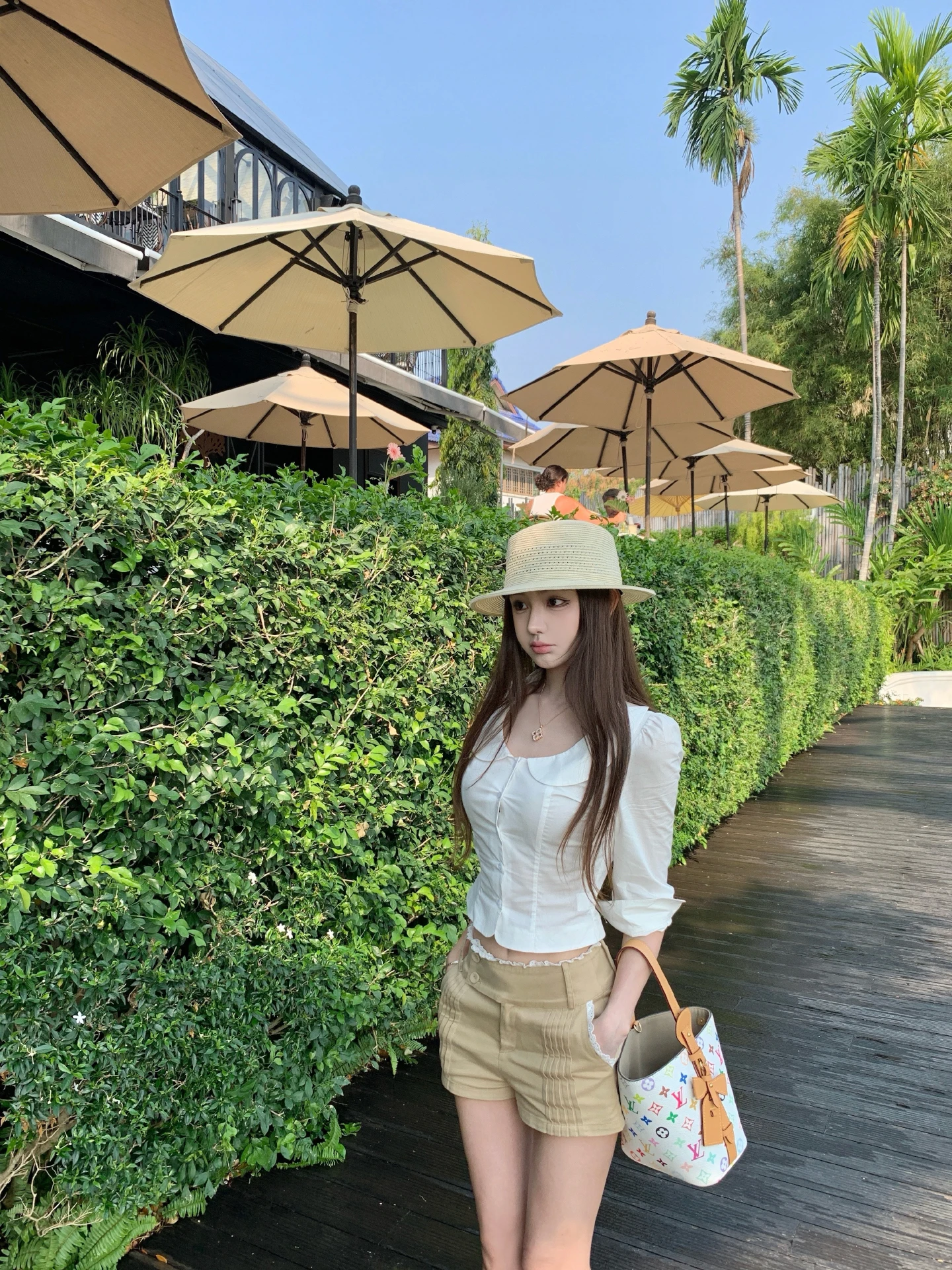 

OKMASHOP White Doll Collar Slim Fit Long Sleeve Shirt for Women Spring Summer Korean Style Breathable Skin-Friendly Short Length