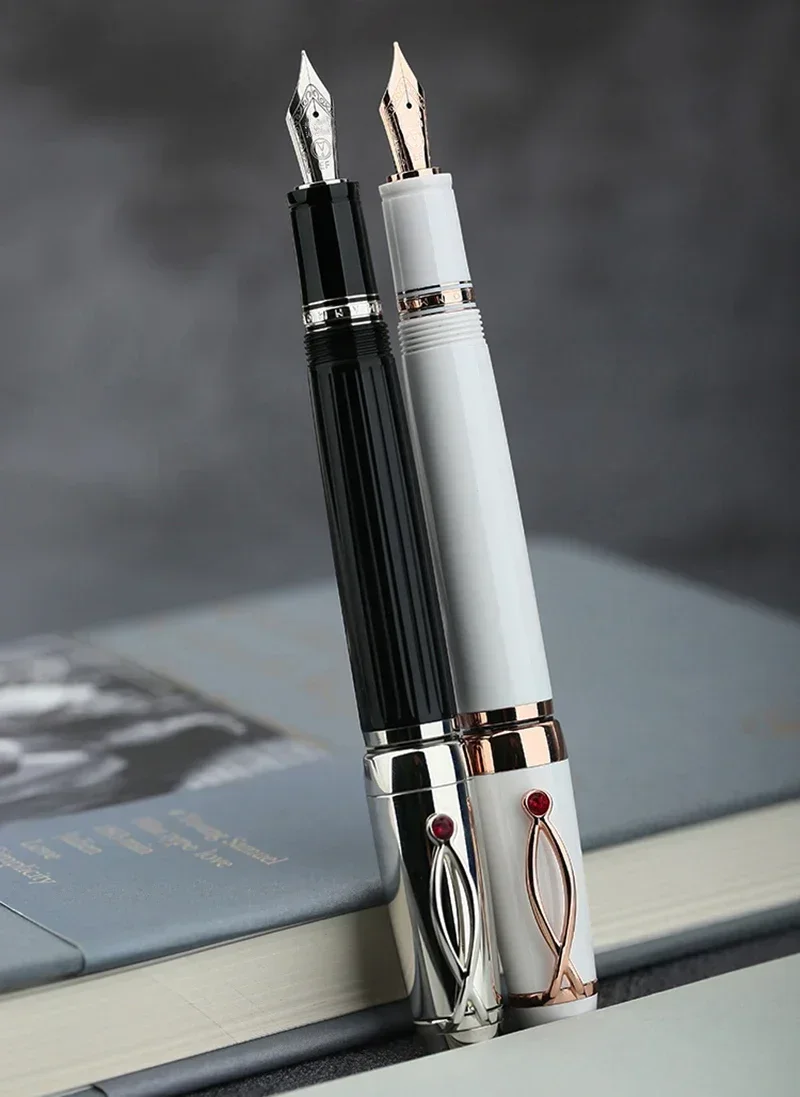 

Горячая новинка: перьевая ручка Majohn X1 из полимерной смолы, выдвижная, с белыми/черными чернилами, иридиевым пером EF 0.38 мм. Короткая ручка для письма, подарок для офиса, бизнеса, школы.