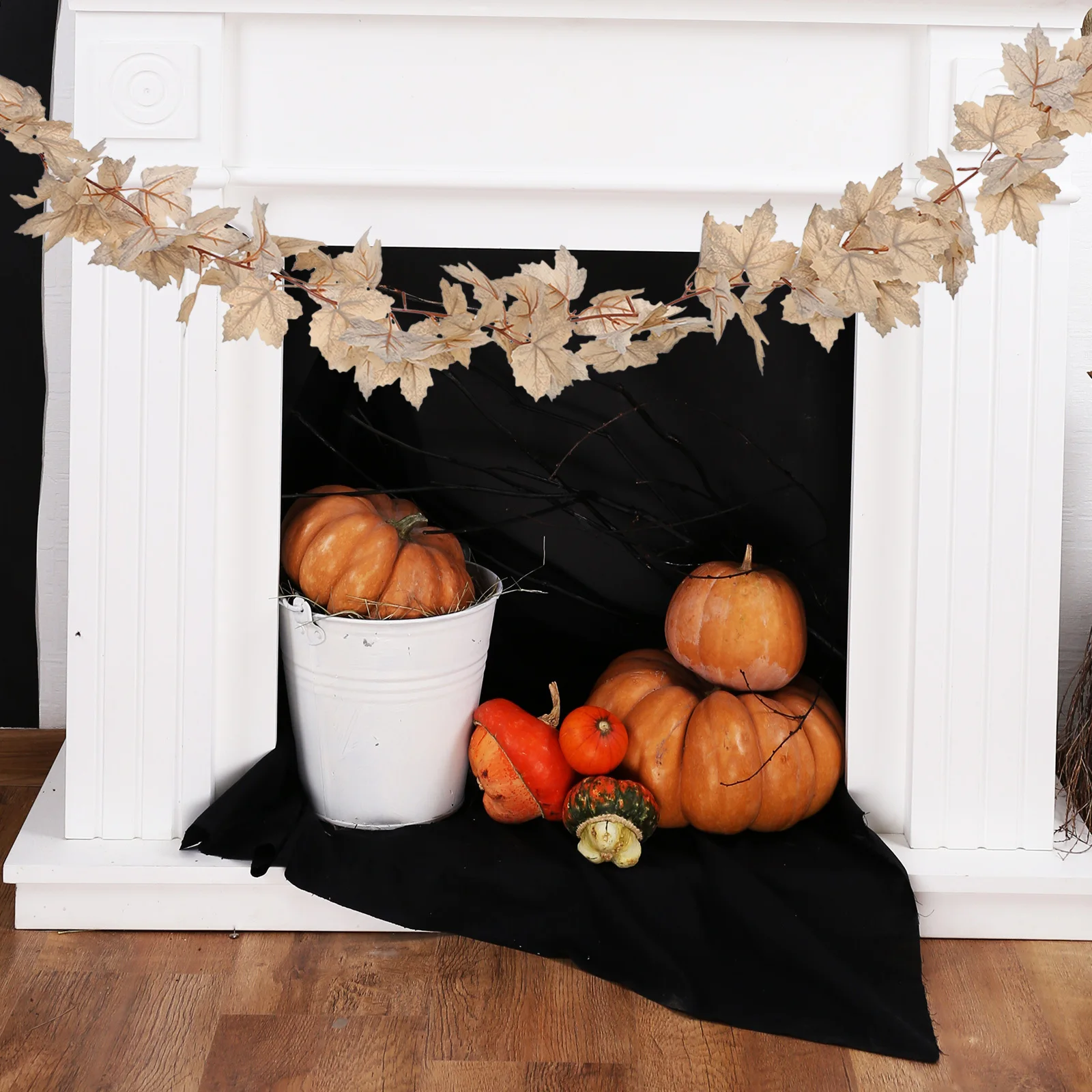 

2pcs Artificial Autumn Maple Leaf Garland Realistic Faux Vine Fall Party Thanksgiving Fireplace Decoration Silk Fabric