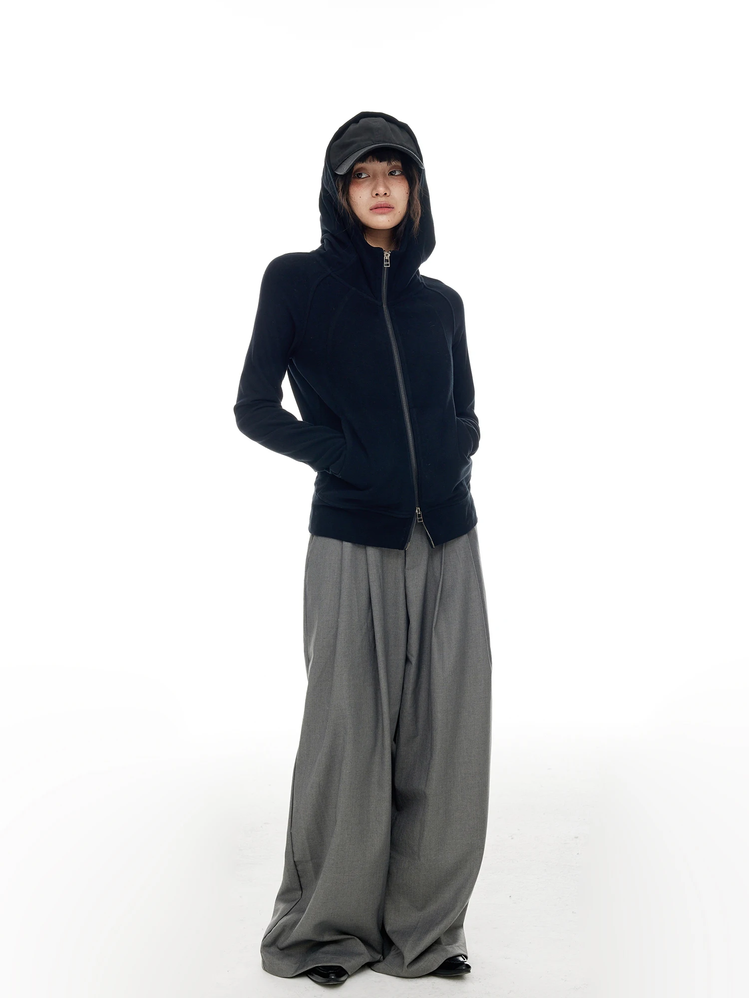 

Американский ретро-спортивный худи для женщин, приталенный, весна 2026, новая спортивная повседневная кофта-кардиган с длинными рукавами и капюшоном