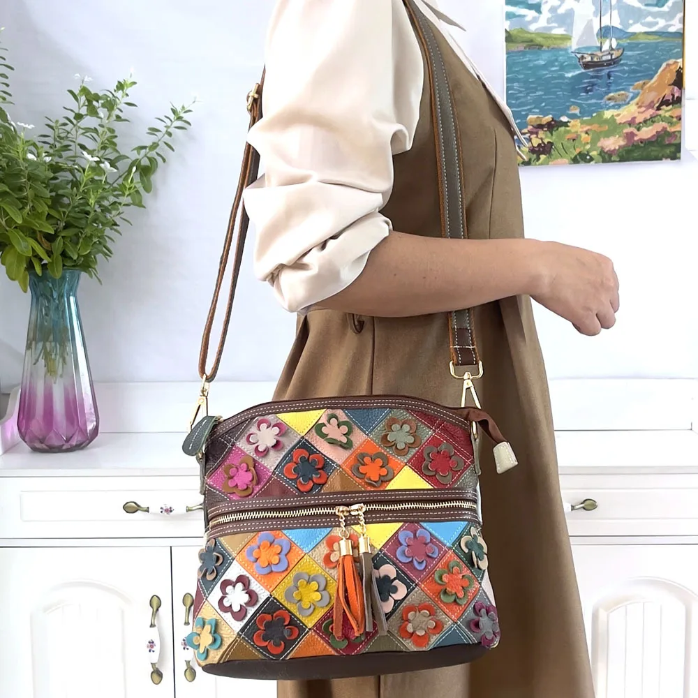 2025 Women's New Splicing Leather Shoulder Crossbody Bag Fashion Plum Blossom Bag Handbag Women's Shoulder Bag Shell Bag