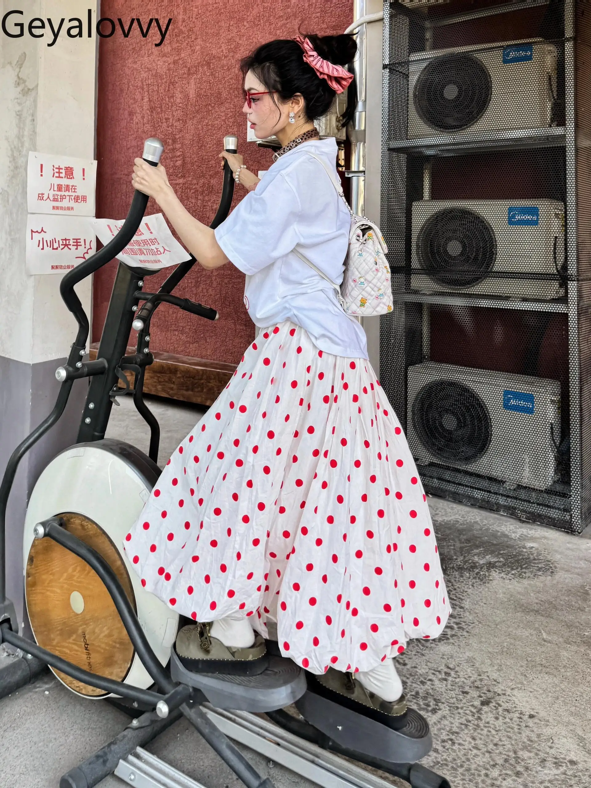 Gonna a vita alta a pois rossi giapponesi Estate Nuove ragazze dolci Versatile elastico in vita Grande altalena Soffici gonne a bolle di boccioli