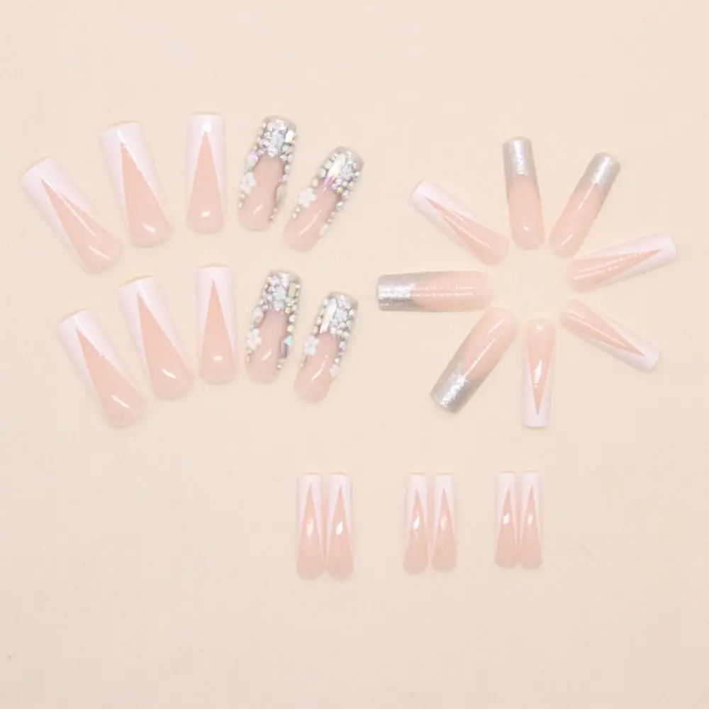 24pcs Manicure Long Water Pipe False Nails Sparkling Rhinestone White Flowers Nail Tips Green Daisies French Press on Nails DIY
