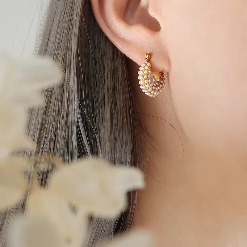 Luxury Paved Pearl CZ Zircon Hoop Earrings Gold Plated Stainless Steel Geometric Twist Circle Ear Buckle Fashion Women\'s Jewelry