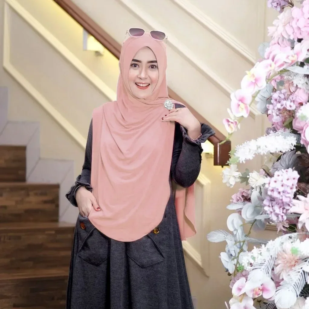 

Muslim Instant Scarf Diamonds Hijab Women Pull On Ready Made To Wear Head Wrap Turban Islam Prayer Hijabs Headscarf Niqab Hat