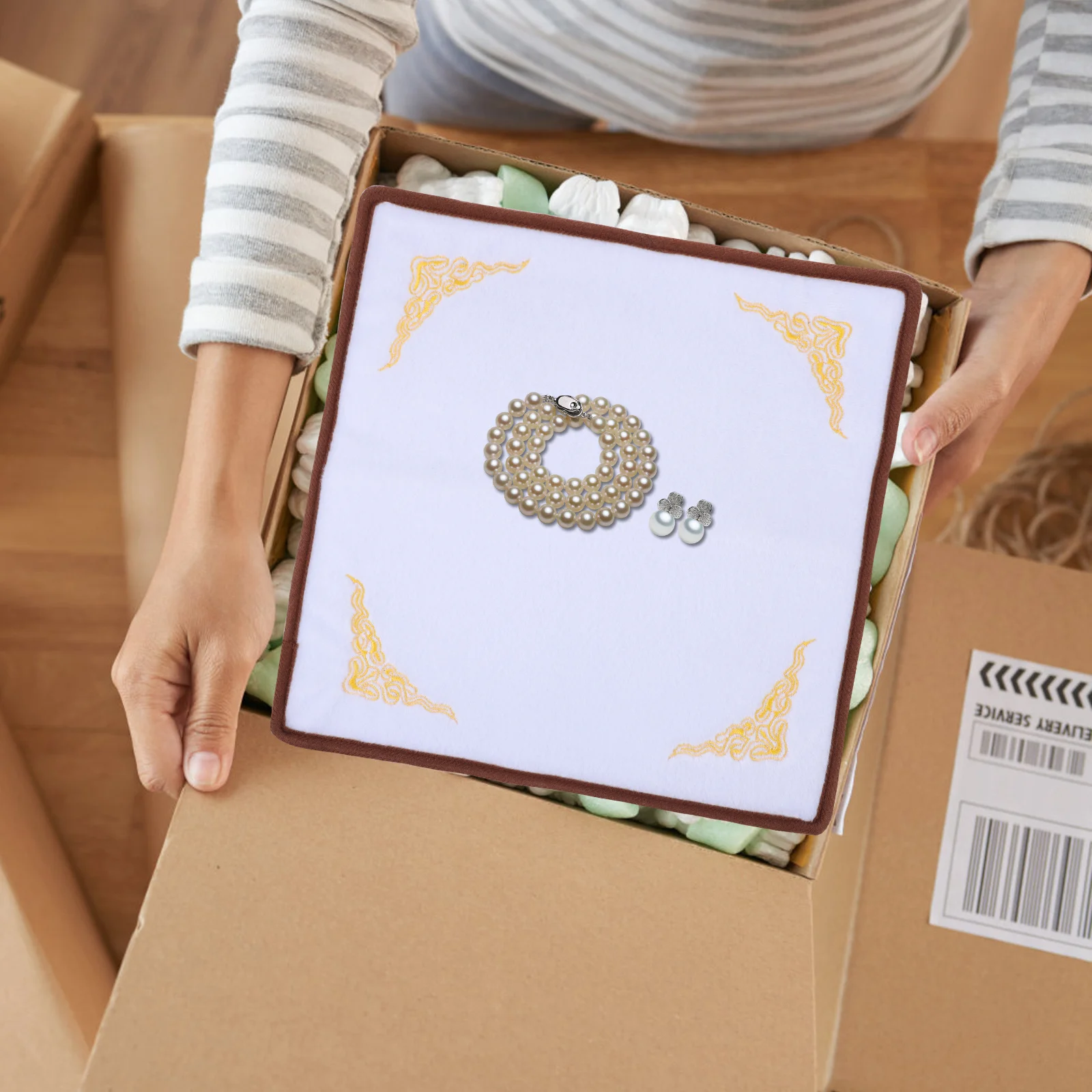 1 قطعة وسادة عداد المجوهرات للطي فلنلت عرض حصيرة المحمولة جرافات واقية عرض المجوهرات حصيرة ل سوار قلادة متجر المنزل