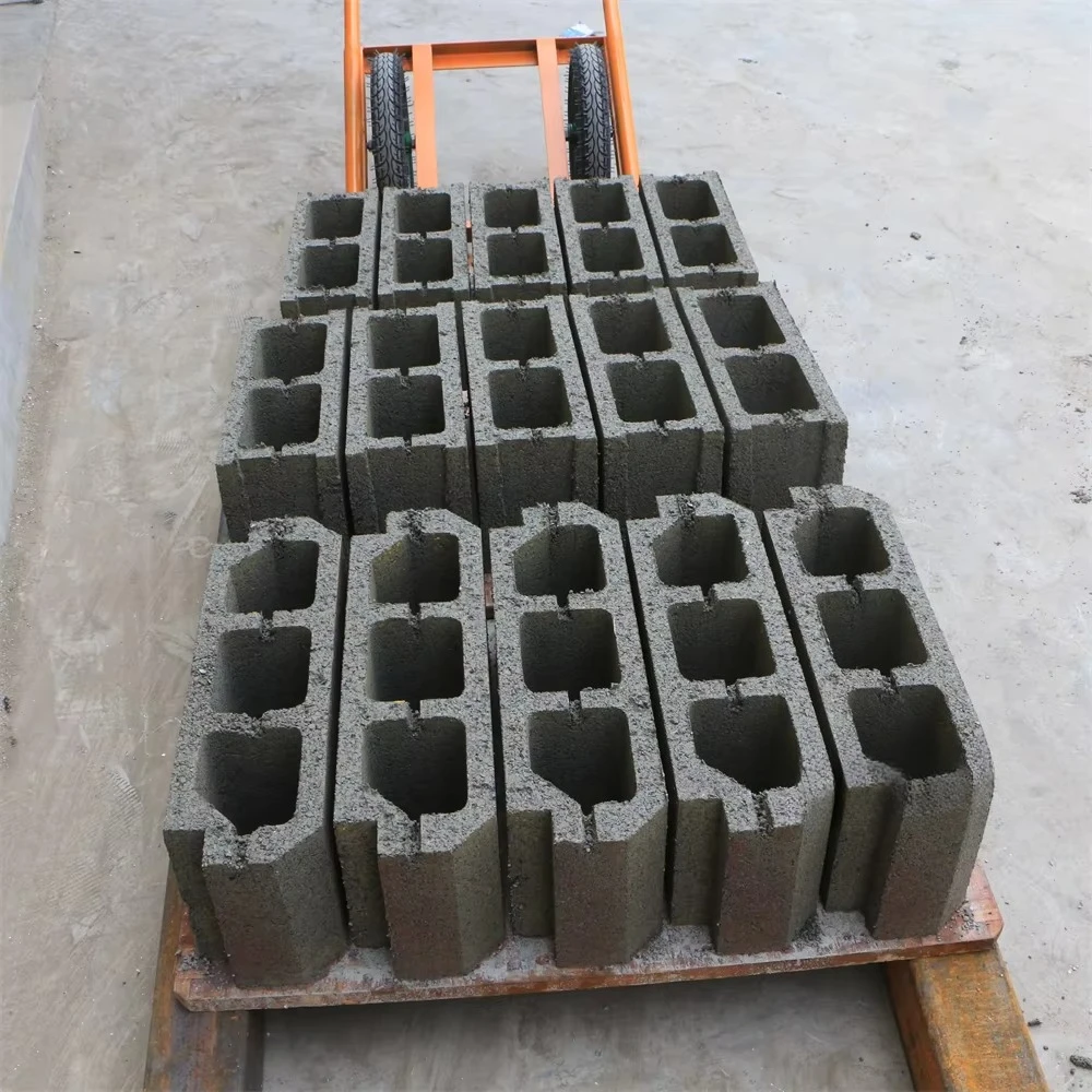 Hydraulic Brick Making Machine QT40-2 Concrete Block Machine Road Paving Brick Making Machine for Hot Sale