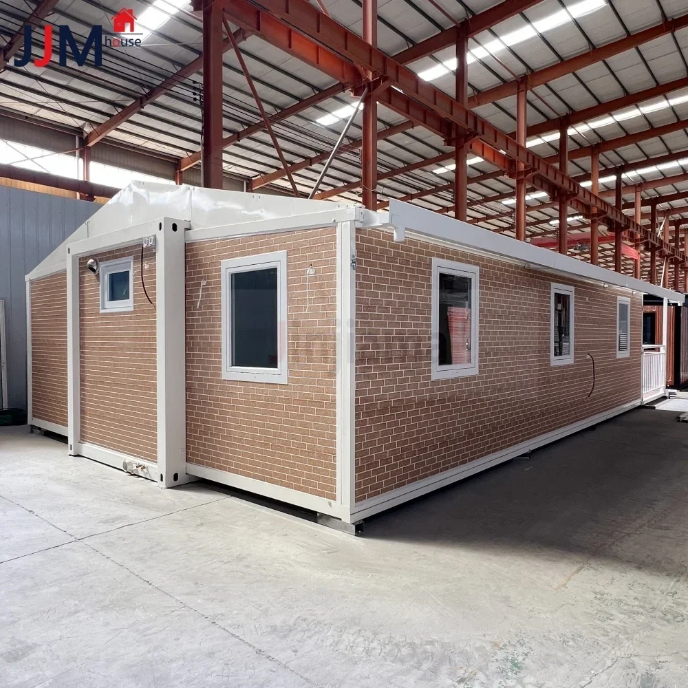 Customized Easy Assemble 20ft 40ft Expandable Container House Holiday Prefab Villa Refugees Housing Prefab Container Houses