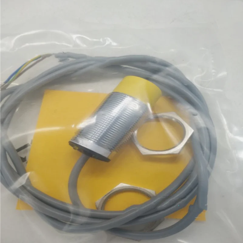 

Совершенно новый оригинальный бесконтактный переключатель NI20U-S30-AP6X NI20U-EG30SK-AP6X NI20U-MT30-AP6X-H1141 NI20U-M30-VN4X Ni20U-M30-ADZ30X2