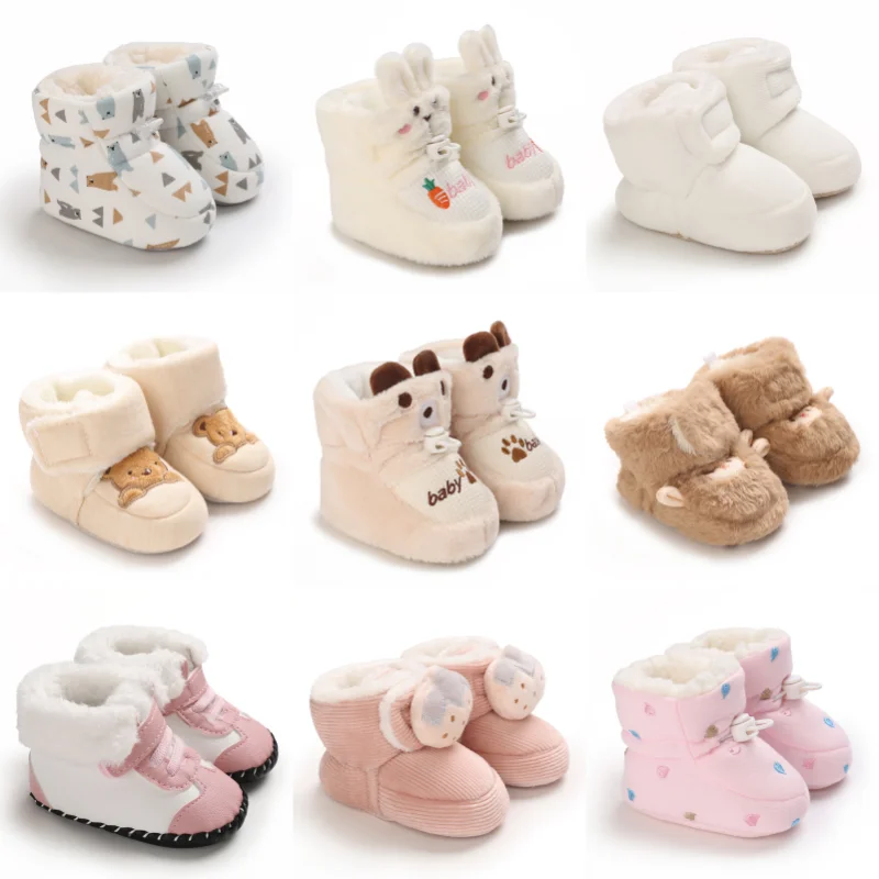 

Зимние детские сапоги для детей 0-1 года. Теплая и милая обувь на мягкой подошве. Прогулочная обувь для новорожденных с героями мультфильмов и плюша.