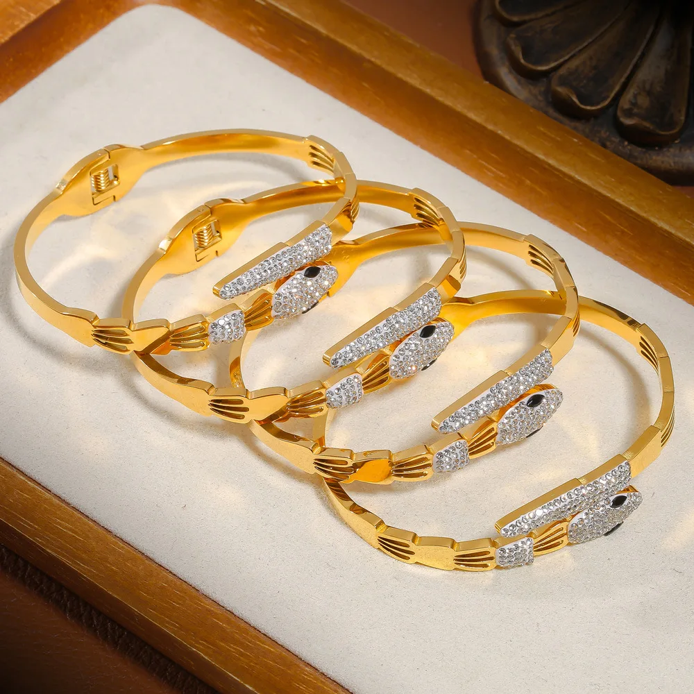 Sparkle Stainless Steel Bracelet for Women Plated Gold Snake Design Luxury Fashion Hollow Bangle Jewelry Gift Wholesale