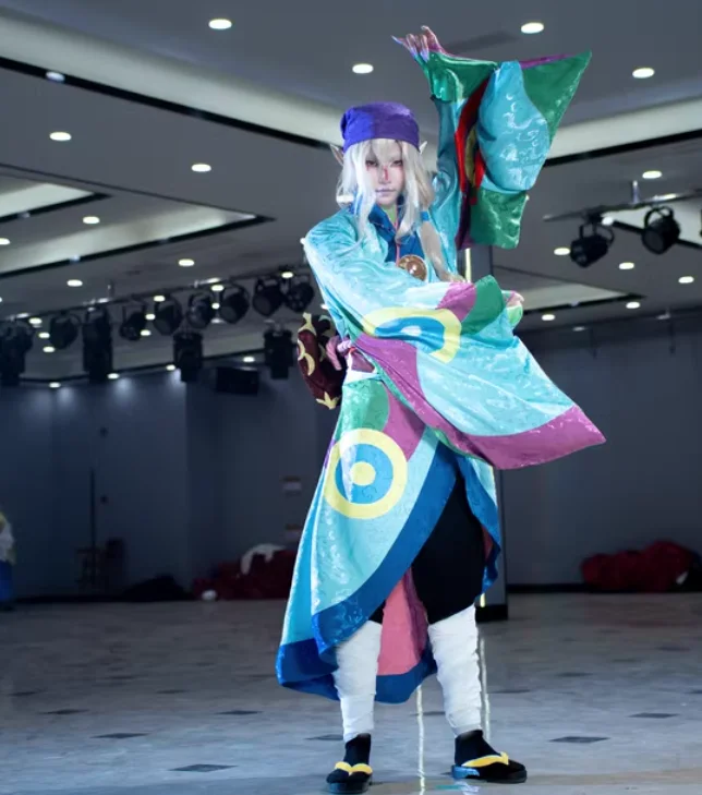 جديد الطب البائع تأثيري حلي هالوين عيد الميلاد لعب الأدوار حفلة كوميدية جديدة مخصصة جديد Kusuriuri Mooyiyi cos