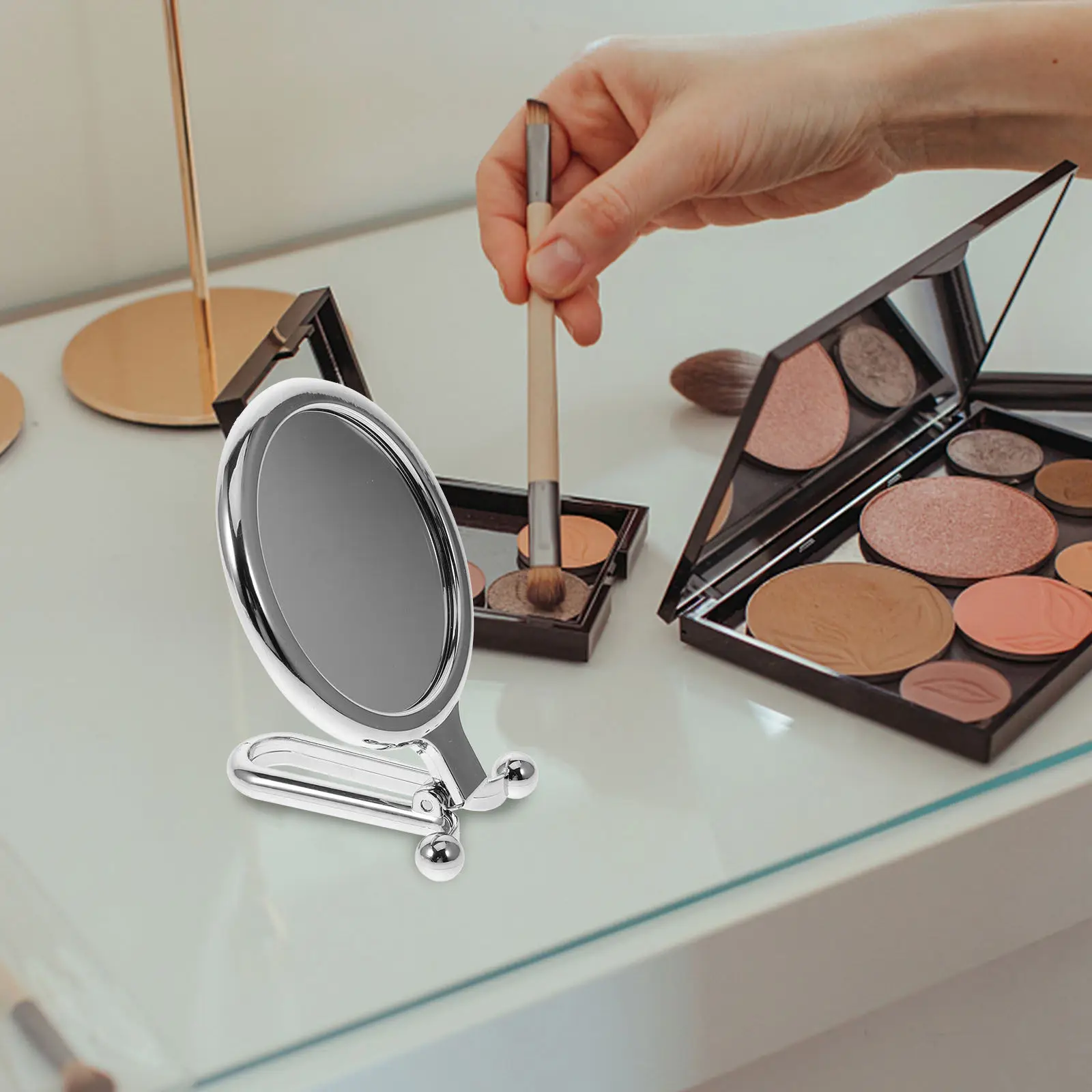 

Компактное зеркало для макияжа, 1 шт., премиум-класса, круглое, складное, мини-зеркало с четким отражением, для путешествий, использования в сумке или кармане.