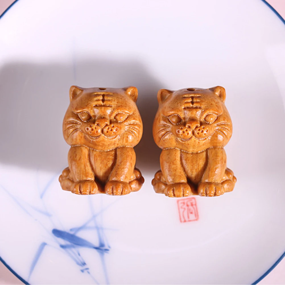 

Wooden Tiger Shaped Charm Elegant Keychains Pendant Lightweight Portable Bag Accessories H made Special Design Jewelry Crafts