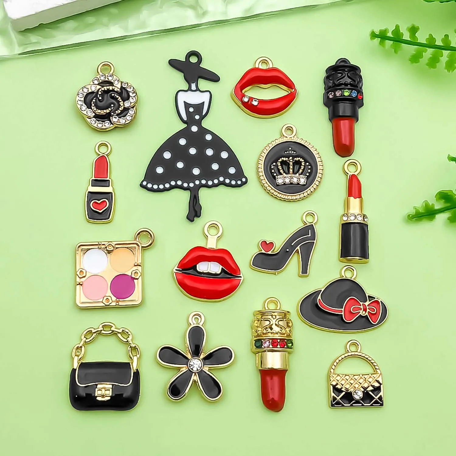 10/15pcs Enamel Women\'s Fashion Charms Alloy Lipstick, Bags, High Heels, Crown Pendants For DIY Jewelry Making Accessories