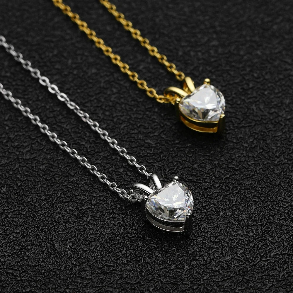 Halaile 1CT VVS1 Moissanite Necklace S925 Sterling Silver Love Heart Pendant Sparkling Fine Jewelry for Women Accessories Gift