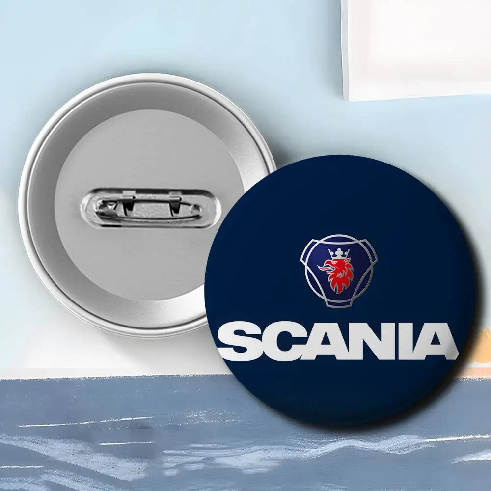 S-ScaniaS Cool Car Logo Badges Round Exquisite Badge Brooches Creative Pins For Clothes Hat Backpack Gift Accessories