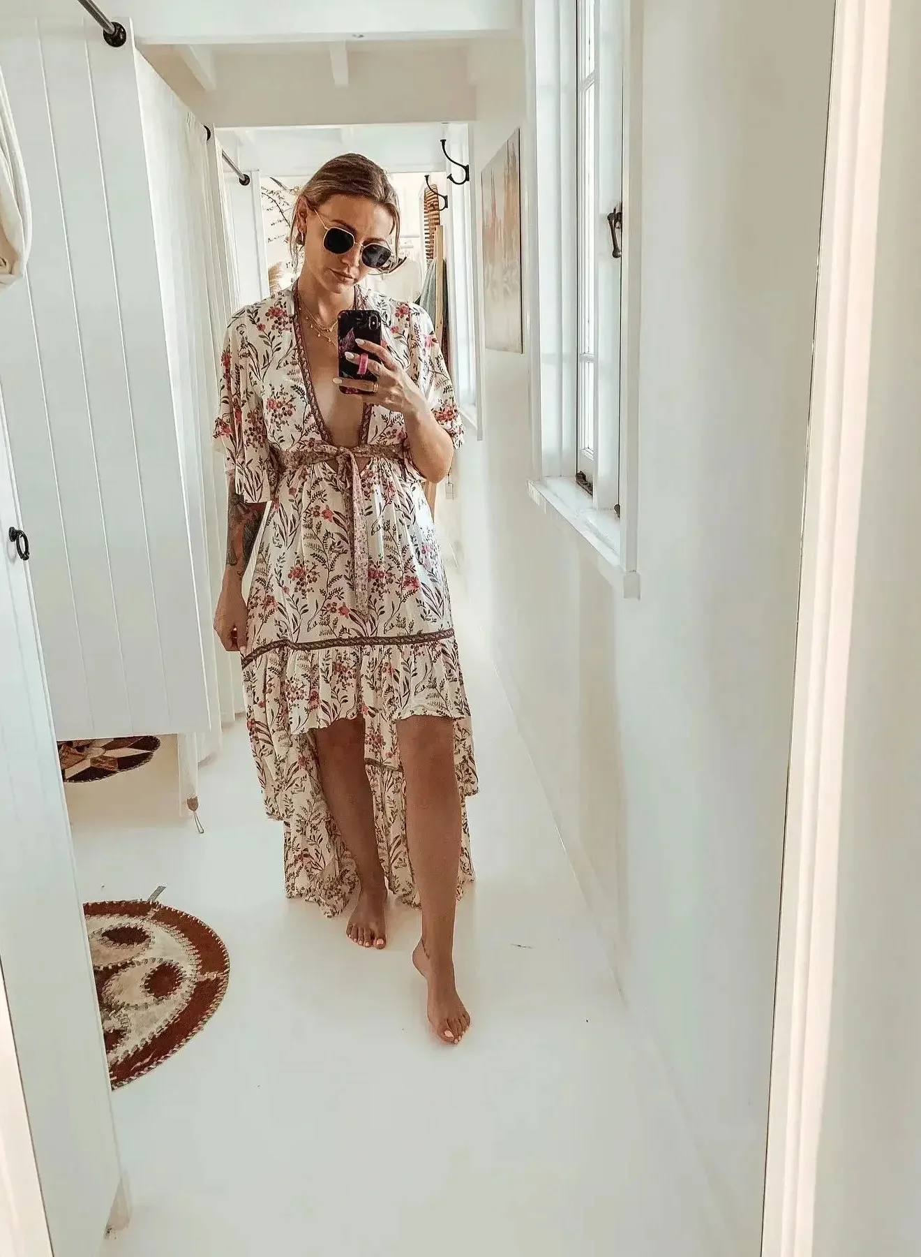 Women Hollow Out Sexy Beach Dress Bohemian Lady Short Sleeve High-Low Rayon Summer Vacation Boho Dresses Robe Dress H7ID
