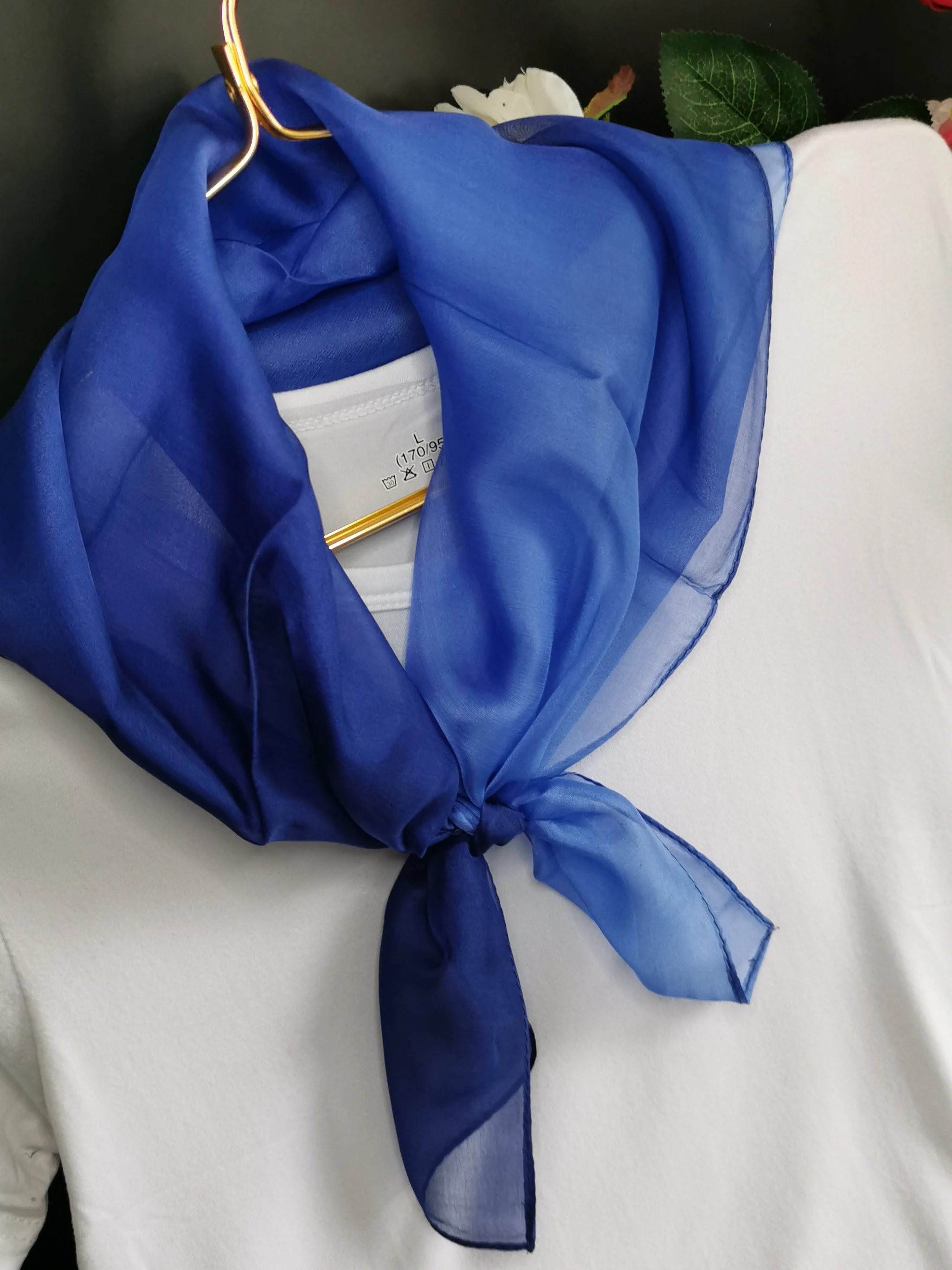 mauf-00-シルク-グラデーション-ブルー-スカーフ-レディース-春-首保護-小さな正方形スカーフ-ギフトボックス-65cm-ソフトで快適な韓国スタイル