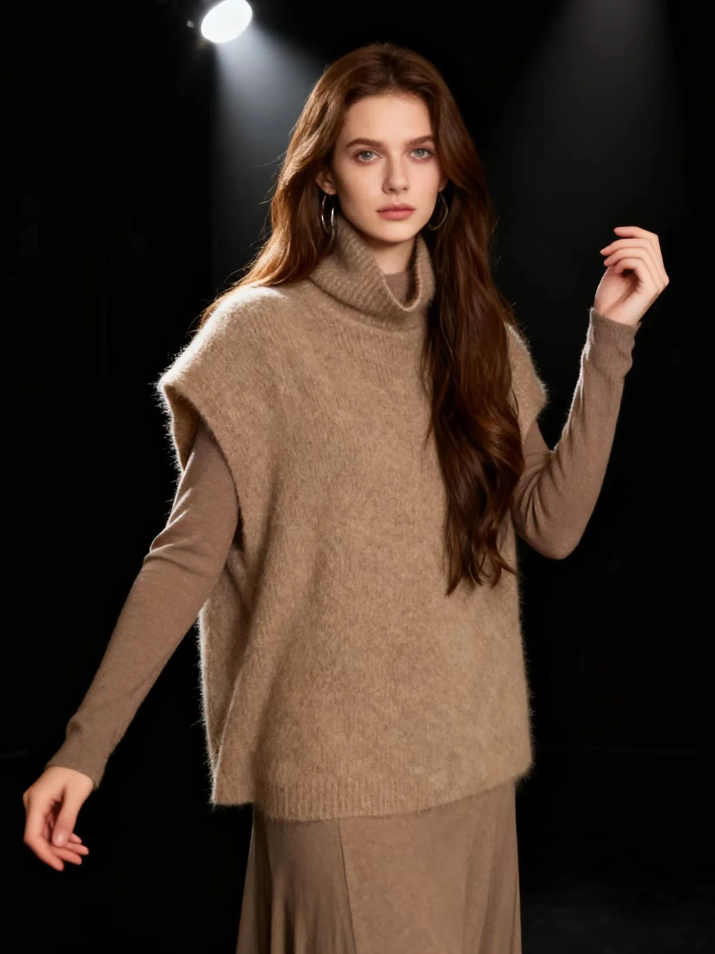 

HUAAPPUW Женский вязаный свитер с высоким воротником, коричневый, свободный крой, в корейском стиле, зима 2025, из эластичной смесовой ткани с полиэстером