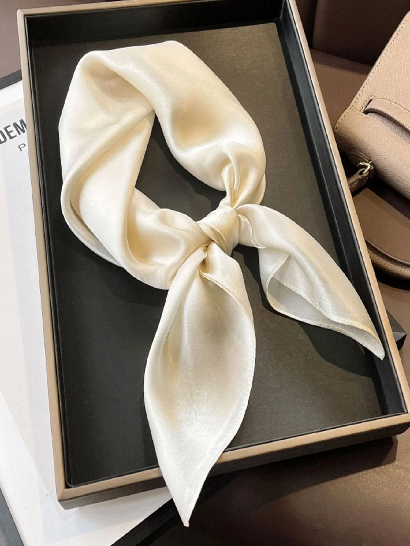 

Solid Color Women's Square Scarf Multi-Purpose Fashionable Imitation Silk Scarf For Hair Waist Bag Bandana Hair Band Headband