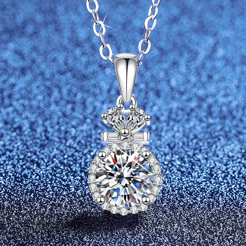 Women's PT950 Platinum O-Link Necklace, 1 Carat D-Color Moissanite with Round Pouch Pendant, Dainty Choker