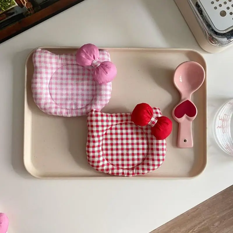 Miniso Hellokitty Clip Cotton Insulating Mat Cloth Kitchen Mat Desktop Decoration New Cartoon Household Kitchenware Accessories