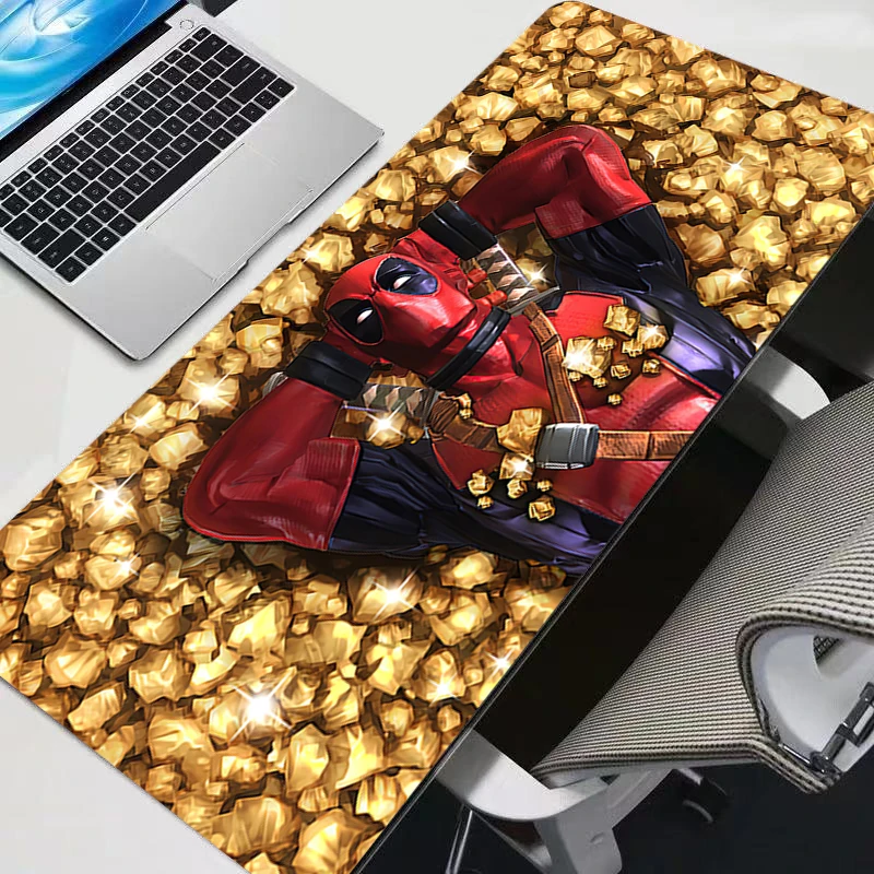 แผ่นรองเมาส์ขนาดใหญ่เดดพูลออกแบบมาโดยเฉพาะสำหรับโน๊ตบุ๊คพีซีแผ่นรองโต๊ะสำนักงานอุปกรณ์เสริมสำหรับเล่นเกมพีซีแผ่นรองเมาส์แล็ปท็อปแผ่นรองคีย์บอร์ด