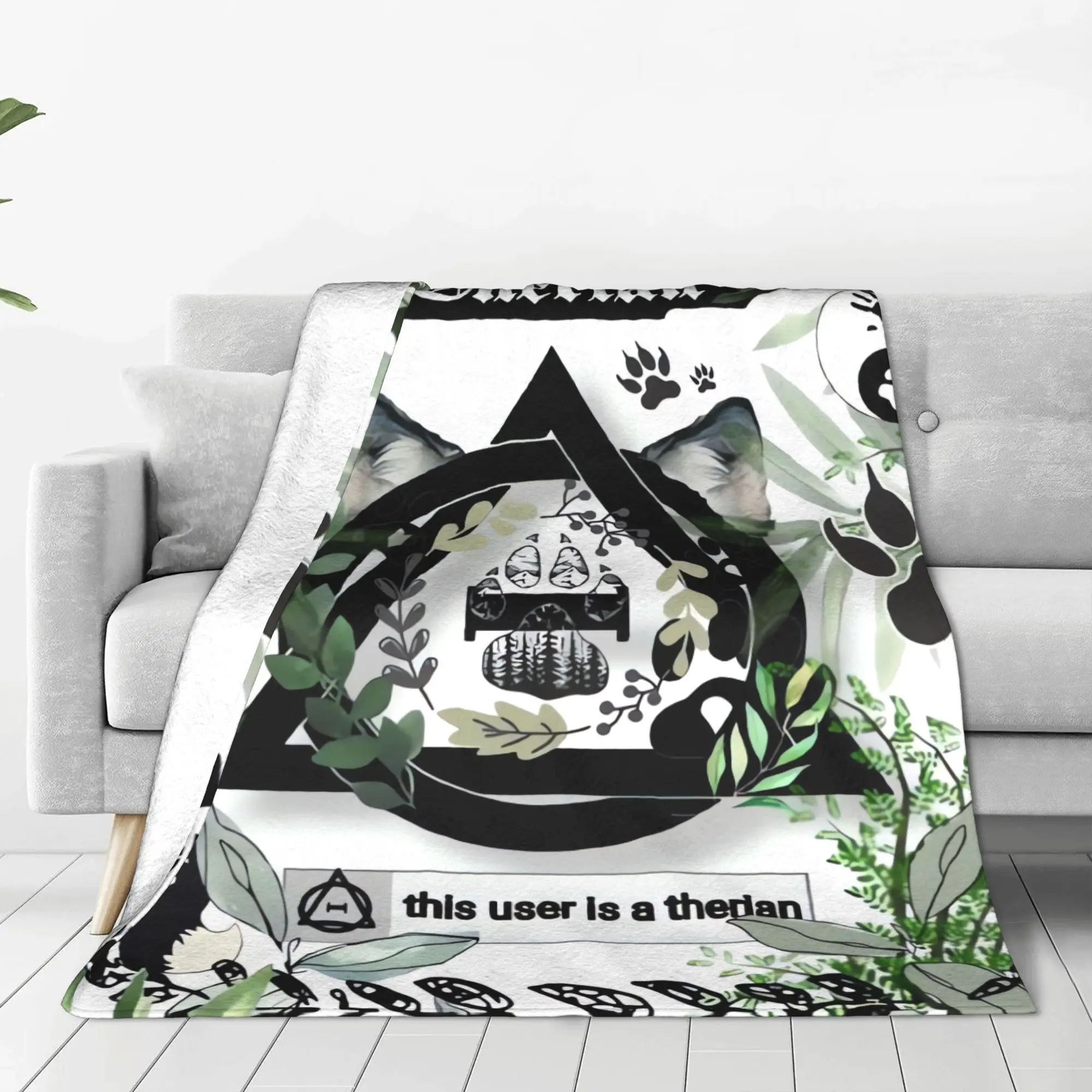 Customize Wolf Therian Blanket Flange Textile Decor Portable Super Soft Throw Blankets for Home Office Plush Thin Quilt