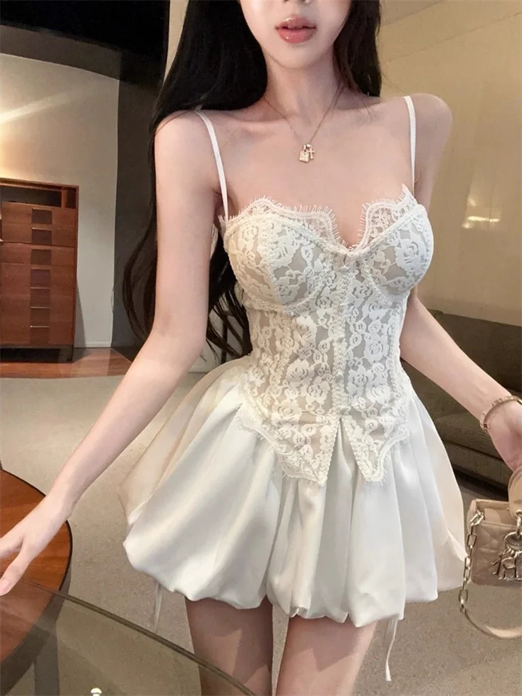 Set Baru untuk Wanita: Atasan Tanpa Tali Berenda Seksi dengan Bantalan dan Rok Pendek Berpinggang Tinggi, Set Dua Potong, Set Populer untuk Gadis Seksi