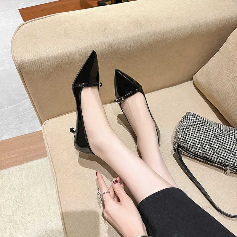 Low Heel Shoe Lace-Up Nude Platform Sandals Ladies Pointed Pumps Slip On 2024 Patent Leather Shallow Mouth Work Dress Profession