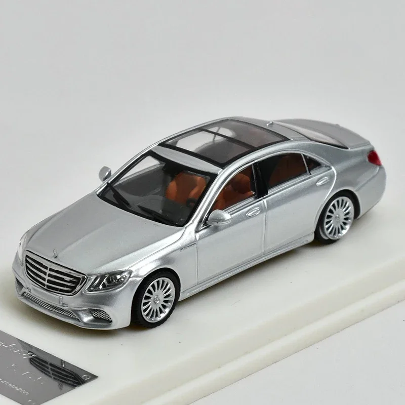 Diecast 1/64 Scale Mercedes Benz S Class AMG W222 Car Model Alloy Benz AMG W222 Car Model Collection Decoration