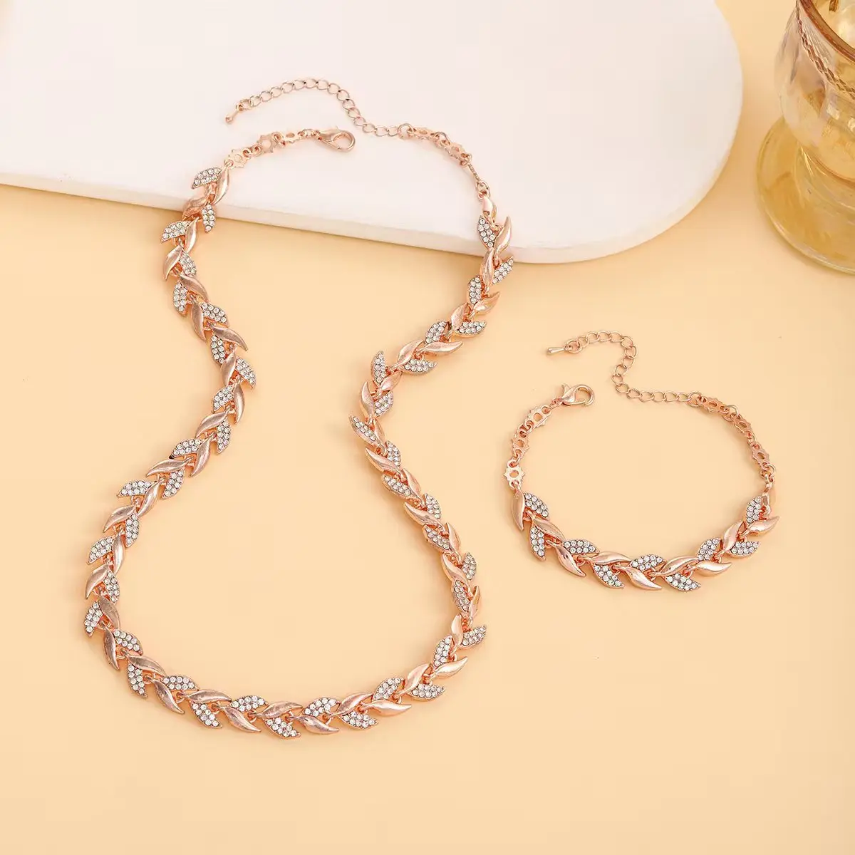 2Pcs/Set Women Jewelry Set Leaves Shape Rhinestone Inlaid Adjustable Length Necklace Bracelet Set Party Wedding Decor