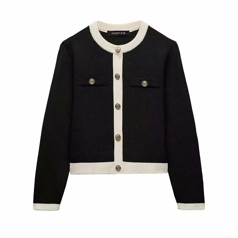 

Fall 2024 New Golden Button Long Sve round Ne Knitted Jaet Women's Faion Sweet Sle Regular Length Cardigan