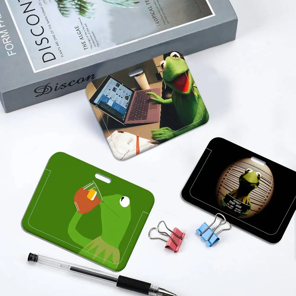 

Classic Puppet Character K-Kermit T-The F-Frog Badge Holder PVC Material ID Card Case For Work Nurse Key & Wallet