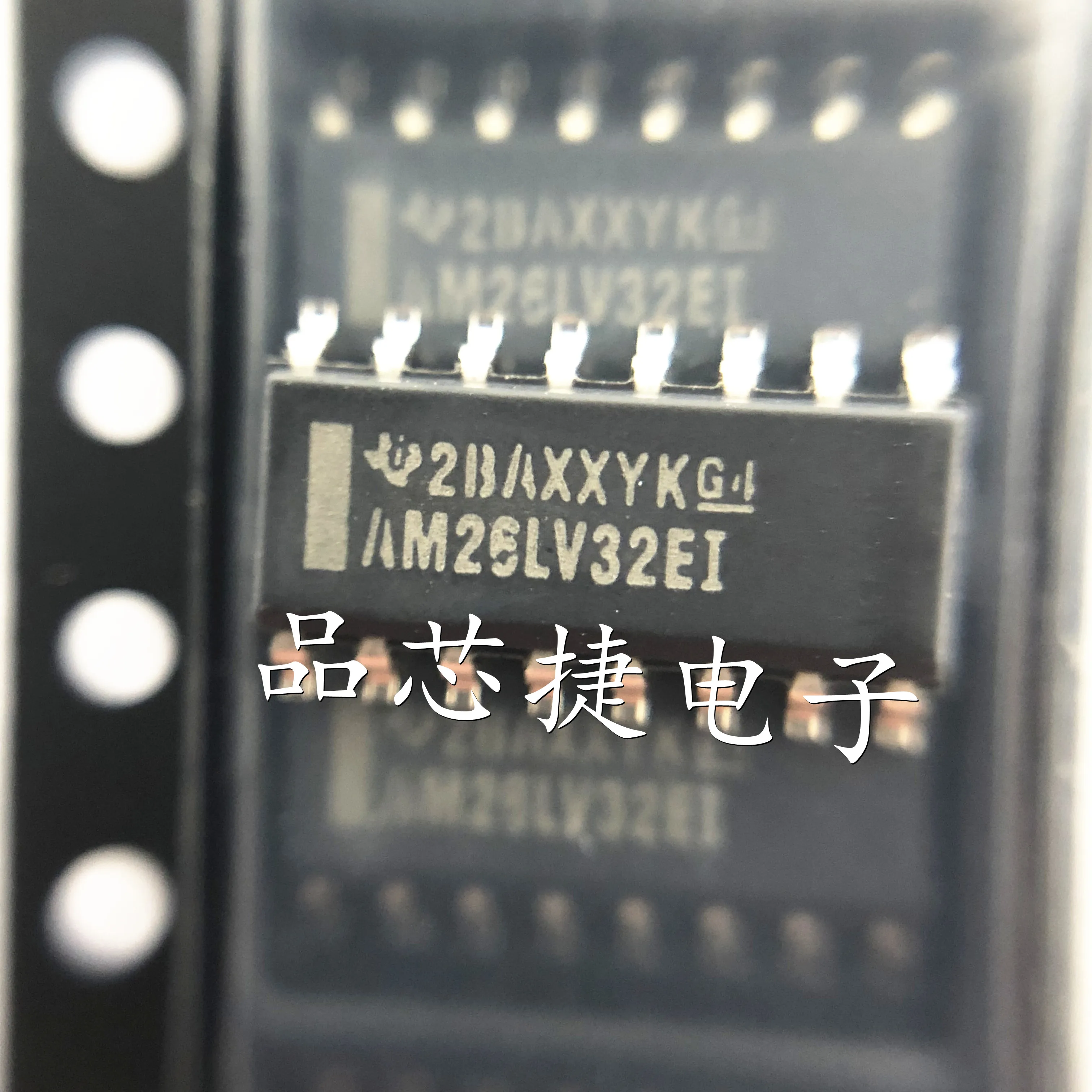 

10pcs/Lot AM26LV32EIDR Marking AM26LV32EI SOIC-16 Low-Voltage High-Speed Quadruple Differential Line Receiver