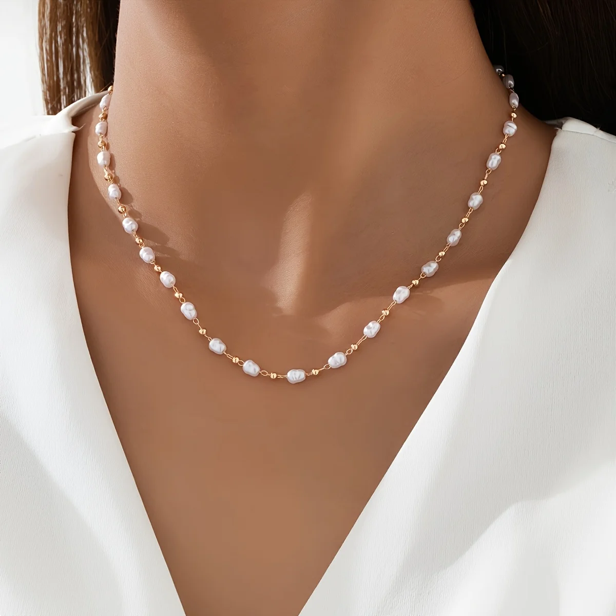 1 Irregular Rice Grain-shaped Necklace, Fashionable, Simple, Shiny, Versatile, Cool-toned Vintage Geometric Three-dimensional Middle Eastern Bohemian Style Collarbone Chain Necklace, Suitable for Women to Wear Daily, on Holidays, During Travel