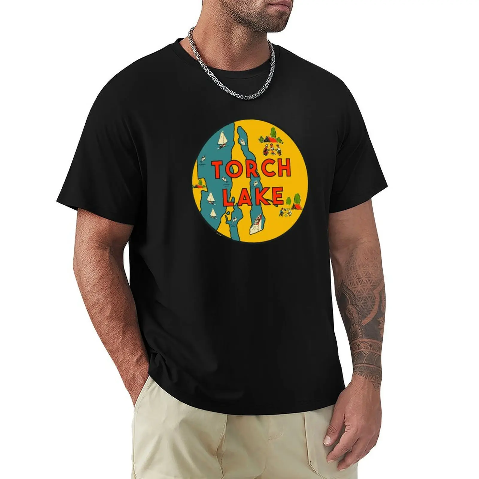 Camiseta estilo vintage Torch Lake com decalque estilo vintage do Lago Winnebago, camiseta com estampa minimalista.
