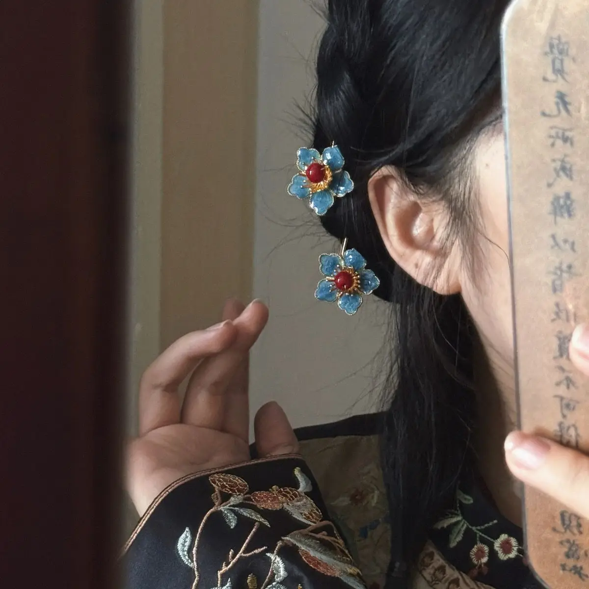 New Chinese-Style Ethnic Vintage Antique Exquisite Floral Elegant Small Flower Hairpin Hair Accessory image 2