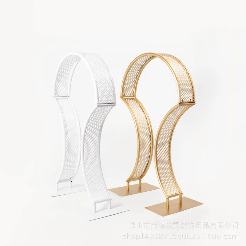 

Factory spot cross-border hot sale gold wrought iron wedding arched door flower stand main table foreign