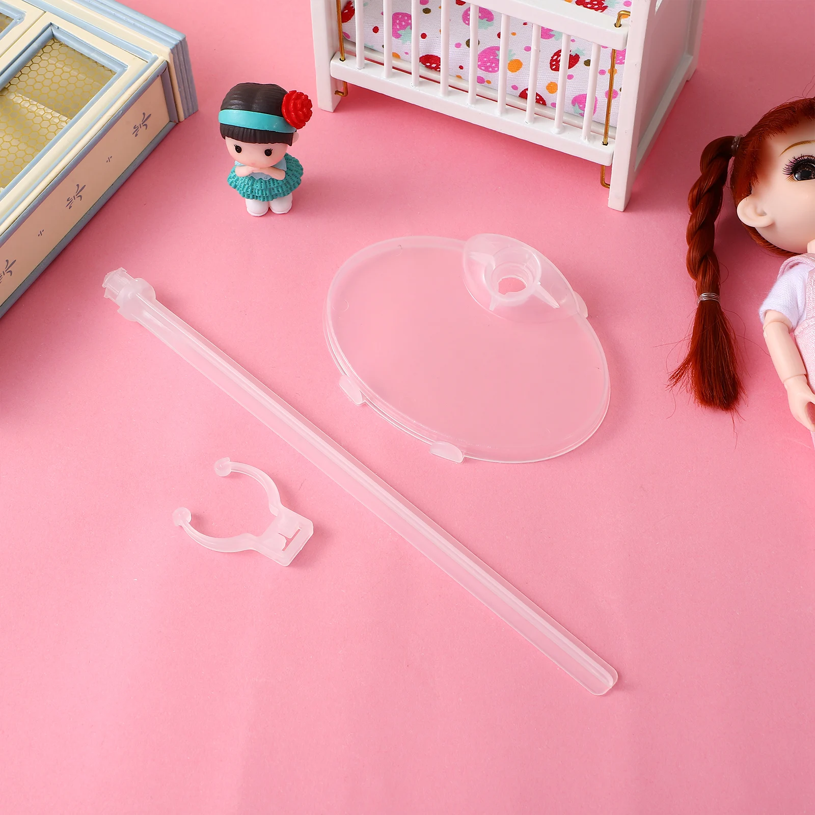 4 szt. Przezroczyste stojaki podtrzymujące talię do ekspozycji i przechowywania, wytrzymałe, transparentne uchwyty, łatwe w montażu, do figurek akcji.