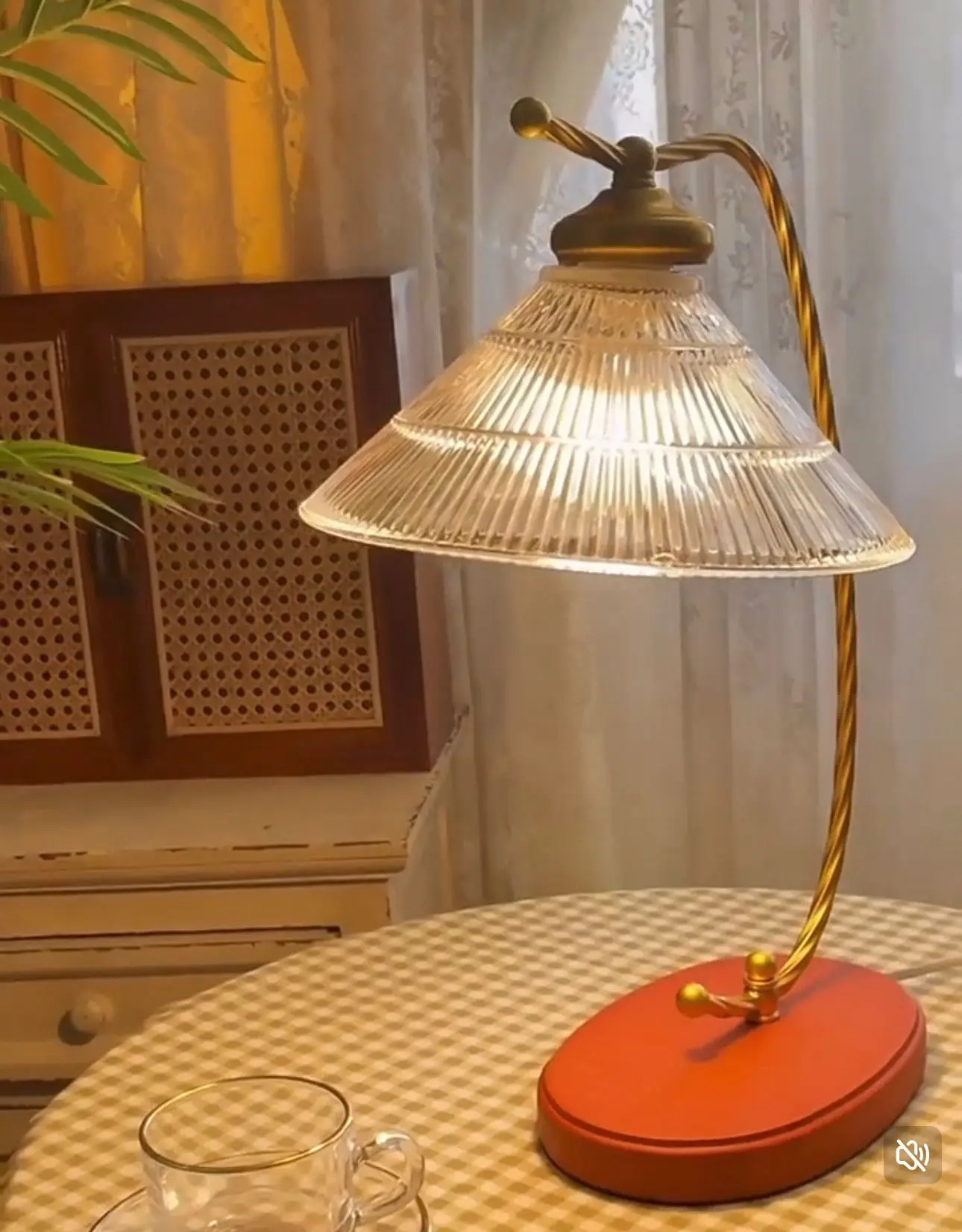 Antique Glass Luxur…