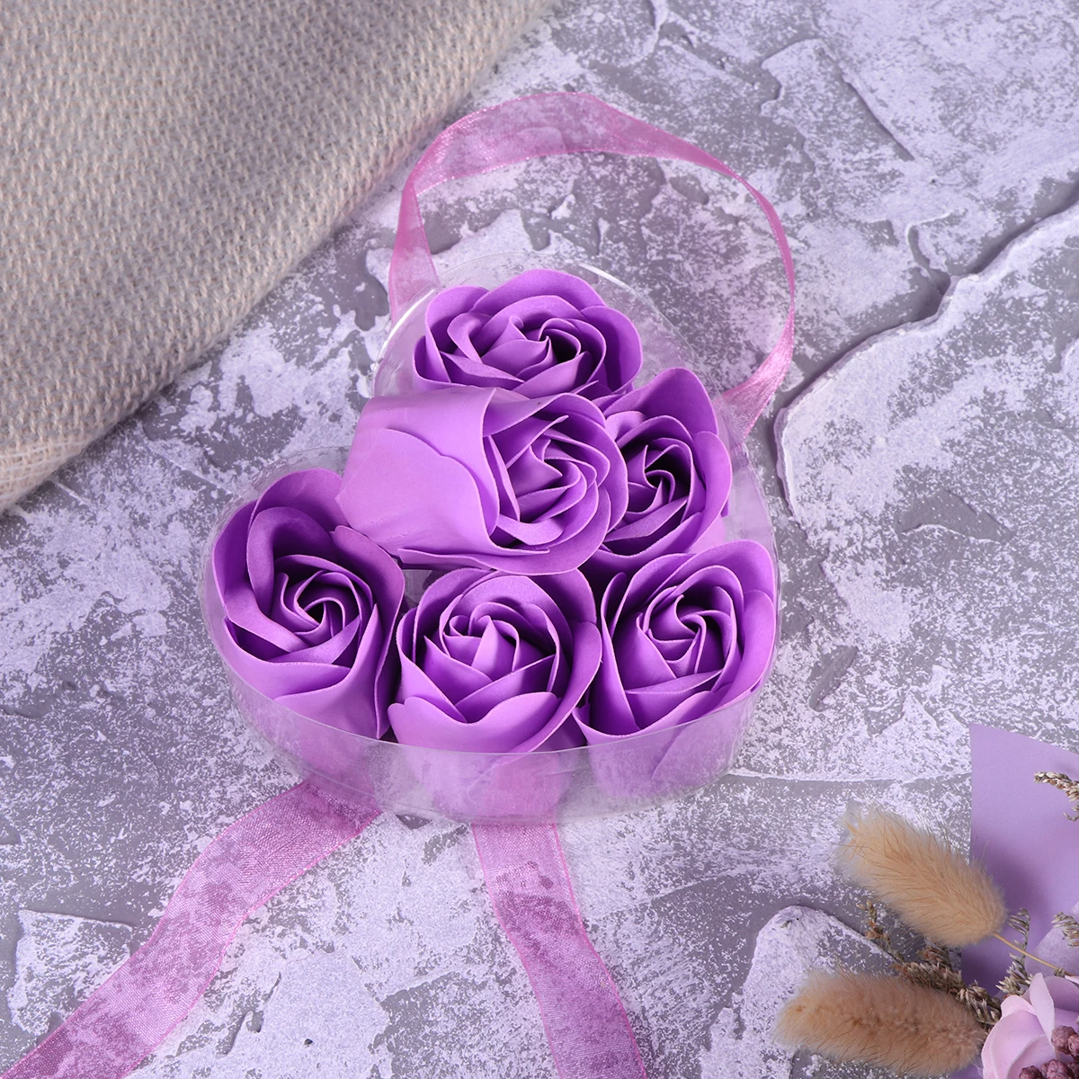

6pcs Heart Shaped Simulation Rose Soap Gift Box Eco-Friendly Non-Toxic Odor-Free Elegant Decoration For Home Wedding