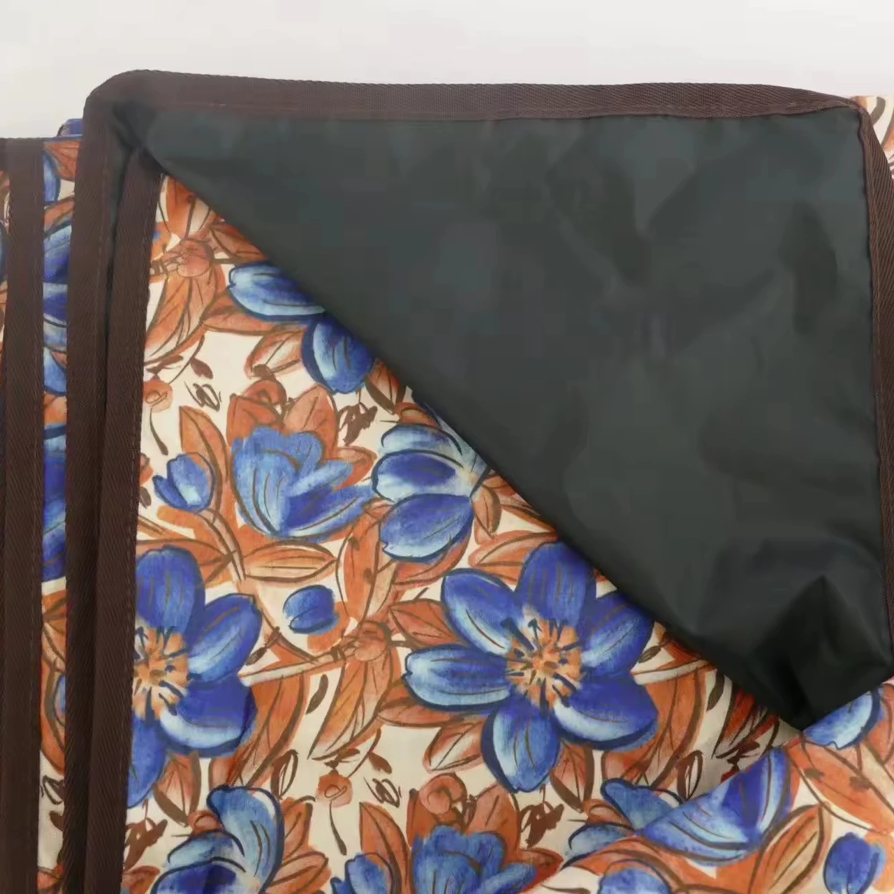 Hot Selling High Quality Customizable Polyester Picnic Blanket Stylish Outdoor Carpet for Camping