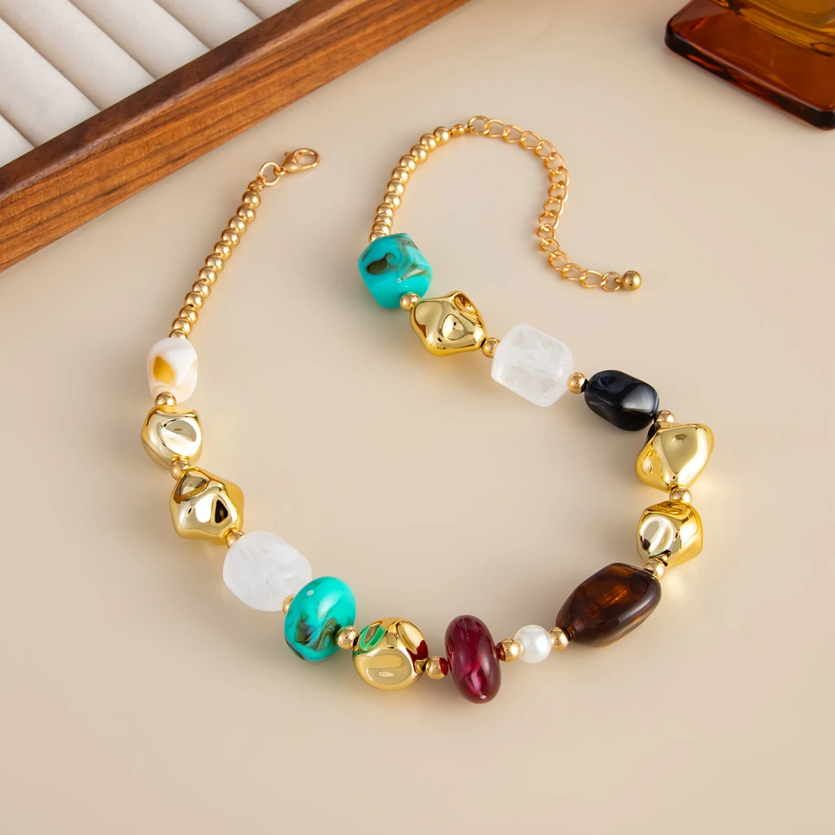 SHIXIN Bohemian Colored Resin Beaded Choker Necklace for Women Vintage Adjustable Acrylic Short Necklace Jewelry on the Neck image 6